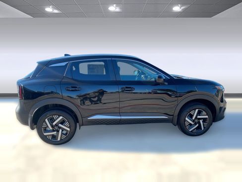 New 2026 Nissan Kicks SV image 8