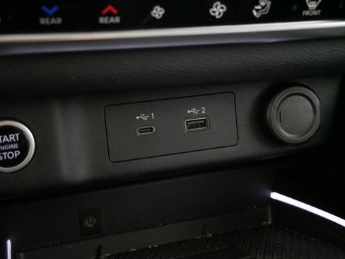 Used 2022 Nissan Rogue Platinum w/ Head-Up Display Package image 29