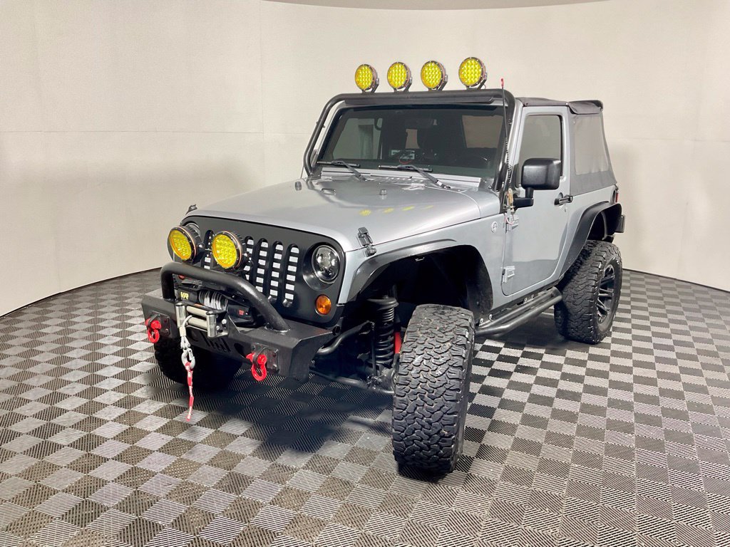 Used 2013 Jeep Wrangler Sport w/ Connectivity Group AWD/4WD image 7