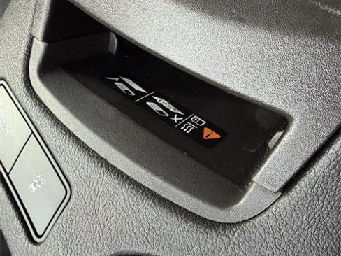 Used 2024 Cadillac XT6 Premium Luxury w/ Technology Package image 21