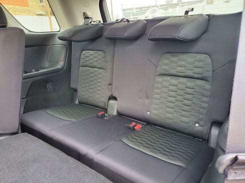 New 2025 Nissan Pathfinder S image 11