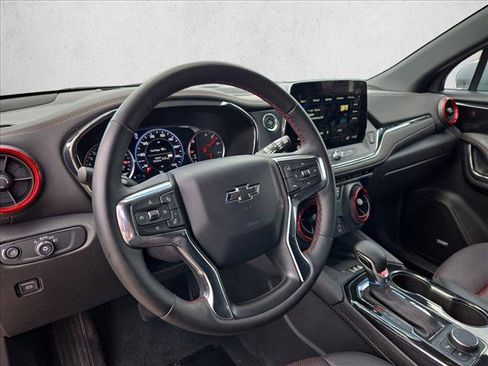 Used 2025 Chevrolet Blazer RS image 10