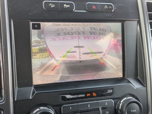 Used 2017 Ford F150 XLT w/ Equipment Group 302A Luxury image 8