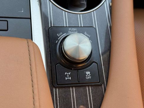 Used 2022 Lexus RX 350 AWD w/ Luxury Package image 24