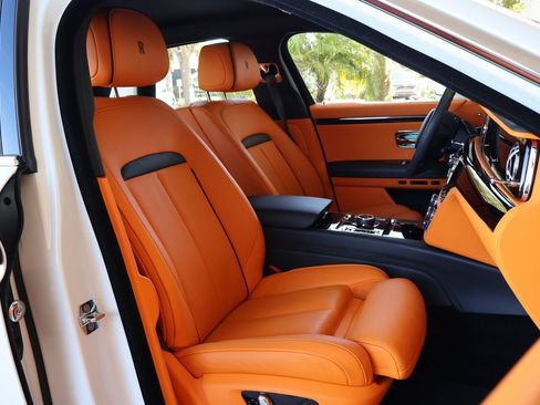 Used 2022 Rolls-Royce Ghost image 24