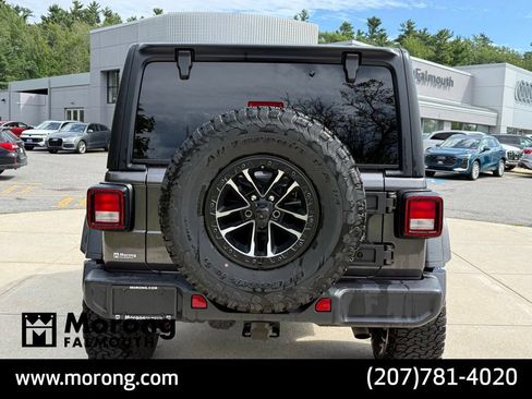 Used 2025 Jeep Wrangler Unlimited Sport AWD/4WD image 16