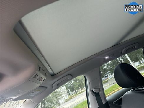 Used 2017 Volkswagen Golf Alltrack SE image 15