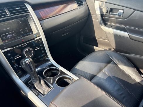 Used 2014 Ford Edge Limited w/ Equipment Group 302A FWD image 23