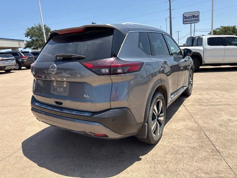 Used 2022 Nissan Rogue SL FWD image 7