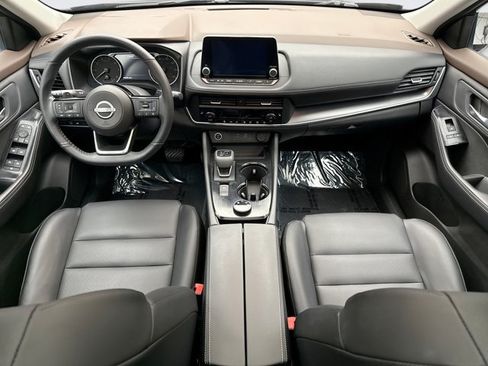 Used 2023 Nissan Rogue SV w/ SV Premium B Package AWD/4WD image 14
