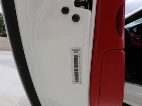 Used 2014 Maserati GranTurismo MC RWD image 87