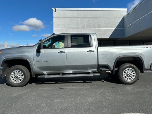Used 2024 Chevrolet Silverado 2500 LT image 6