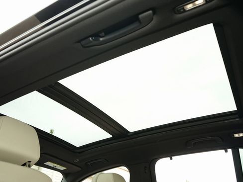 Used 2025 BMW X5 xDrive50e w/ Executive Package image 20