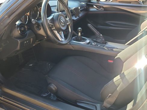 Used 2016 MAZDA MX-5 Miata Club image 11