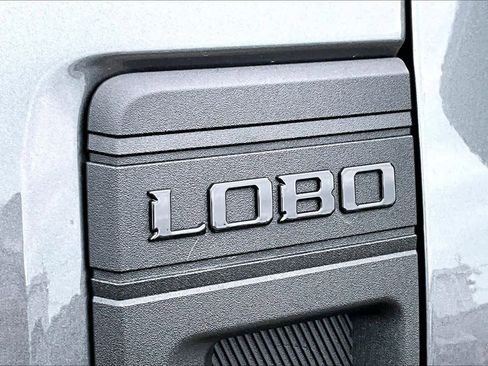 Used 2025 Ford Maverick Lobo AWD/4WD image 10