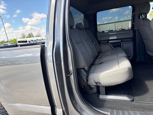 Used 2022 Ford F250 XLT w/ Black Appearance Package image 27