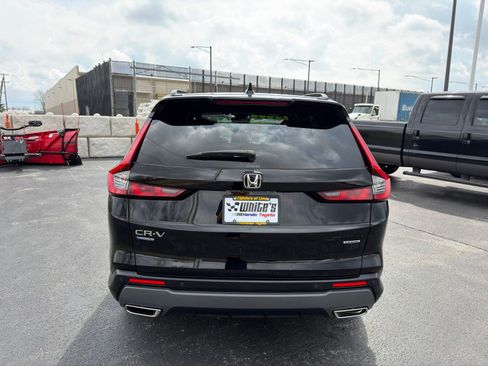 Used 2024 Honda CR-V Sport Touring image 5