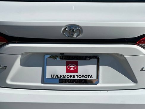 Used 2024 Toyota Corolla LE FWD image 46