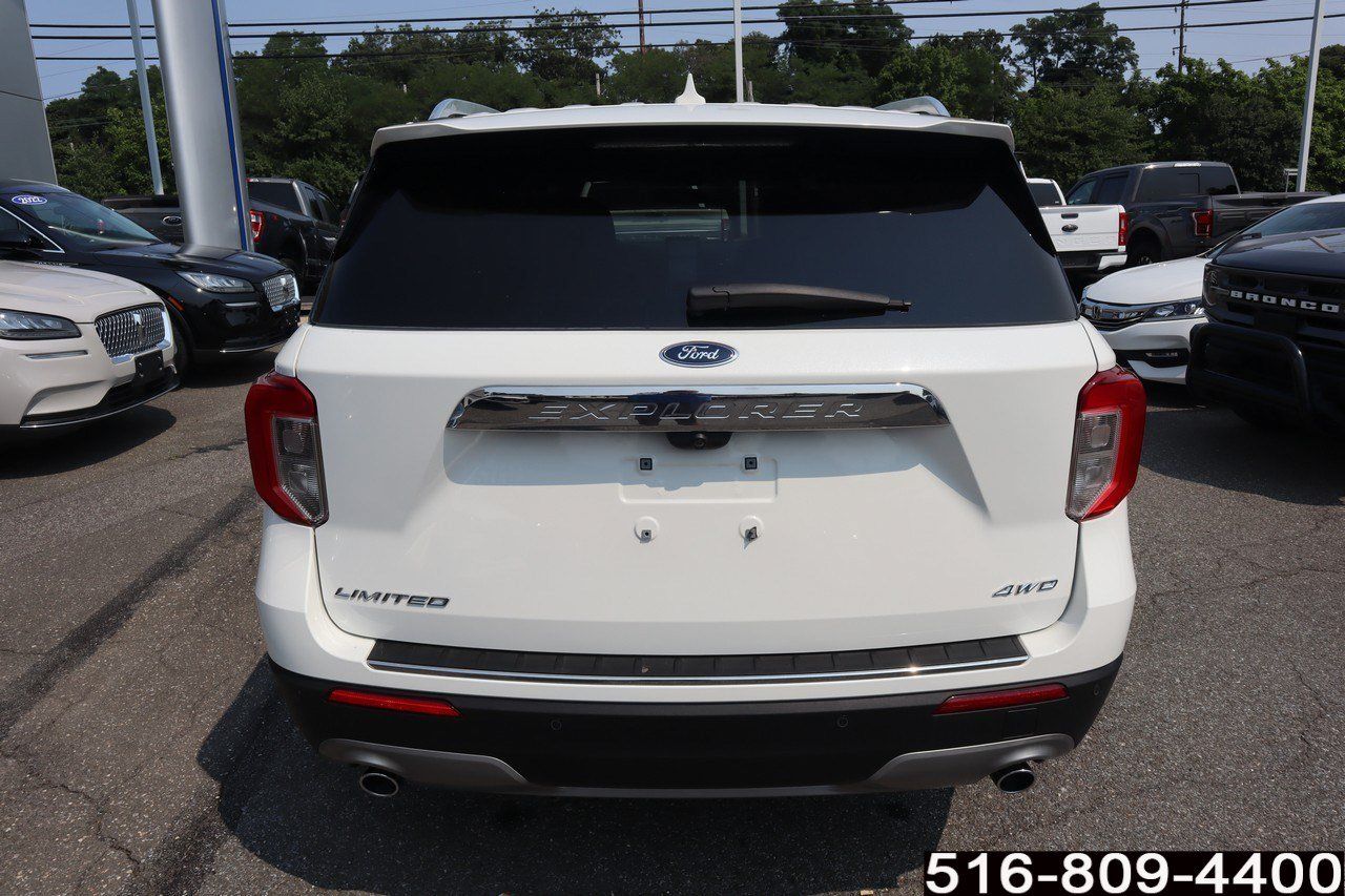Used 2023 Ford Explorer Limited w/ Limited Technology Package AWD/4WD image 6