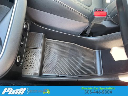 Used 2023 Hyundai Ioniq 5 SEL w/ Cargo Package AWD/4WD image 29