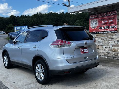 Used 2016 Nissan Rogue SV AWD/4WD image 4