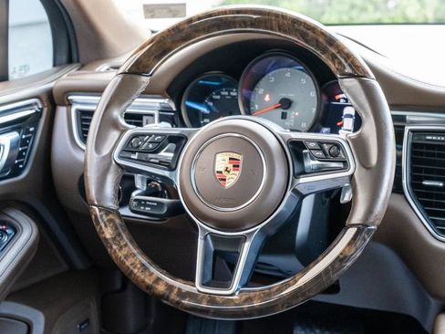 Used 2017 Porsche Macan S w/ Premium Package Plus AWD/4WD image 29