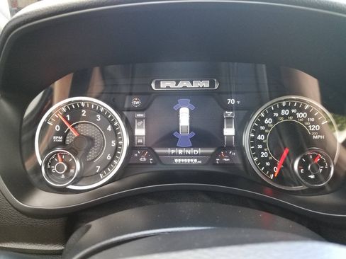 Certified 2024 RAM 2500 Big Horn w/ Safety Group AWD/4WD image 27