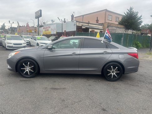 Used 2012 Hyundai Sonata GLS FWD image 3