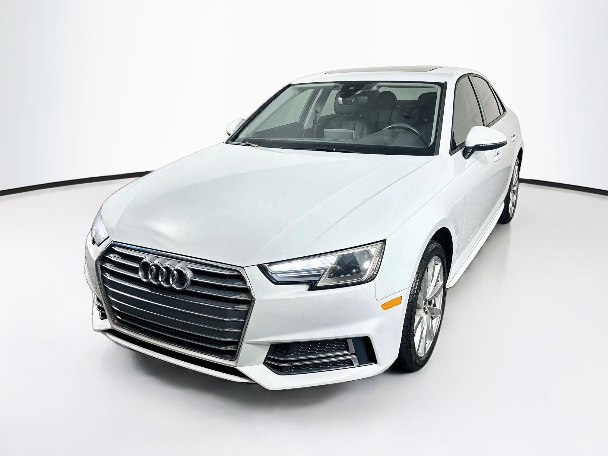 Used 2018 Audi A4 2.0T Ultra Premium w/ 18" Wheel Package FWD image 3