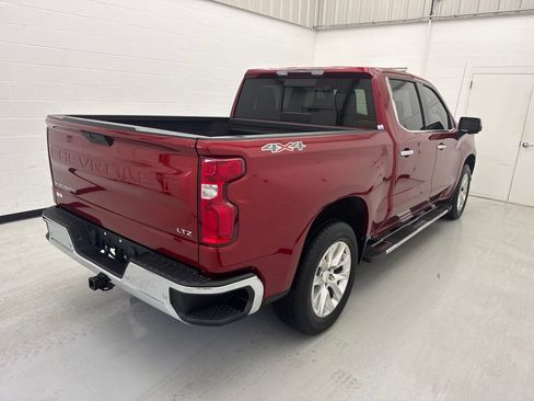 Used 2021 Chevrolet Silverado 1500 LTZ w/ LTZ Premium Package AWD/4WD image 7