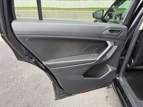 Used 2020 Volkswagen Tiguan S FWD image 17