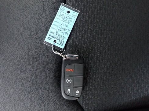 New 2026 Jeep Compass Latitude image 33