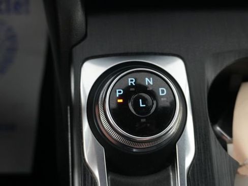 Certified 2025 Ford Escape ST-Line FWD image 19