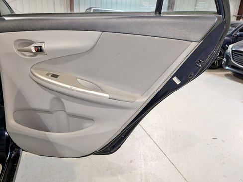 Used 2011 Toyota Corolla LE image 22