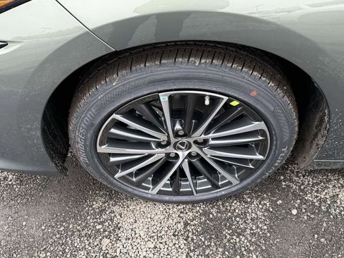 New 2025 Lexus ES 350 Premium image 7