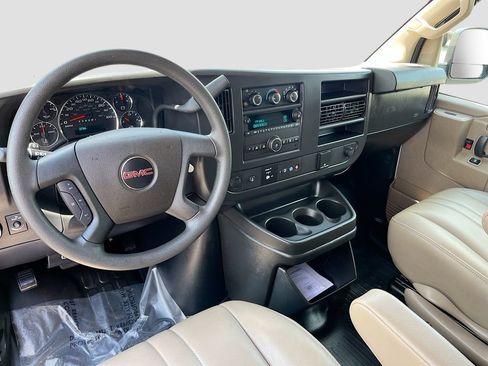 Used 2025 GMC Savana 2500 w/ Driver Convenience Package RWD image 20