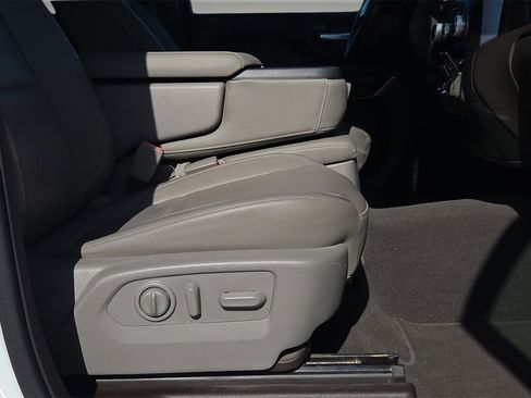 Used 2020 GMC Sierra 3500 SLT w/ Gooseneck/5TH Wheel Package image 14