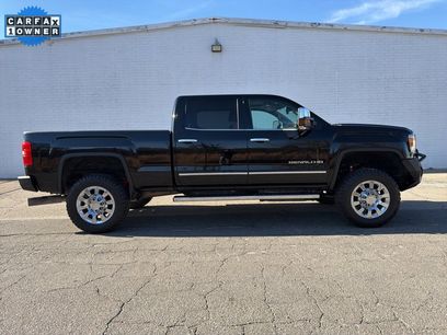 Used 2016 GMC Sierra 2500 Denali w/ Duramax Plus Package