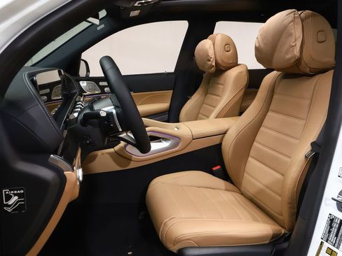 New 2026 Mercedes-Benz GLS 450 4MATIC image 9
