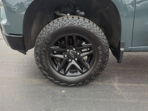 Certified 2025 Chevrolet Silverado 1500 Custom Trail Boss AWD/4WD image 13