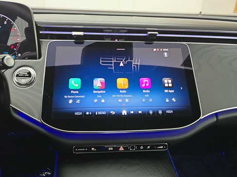 New 2026 Mercedes-Benz E 350 4MATIC Sedan image 20