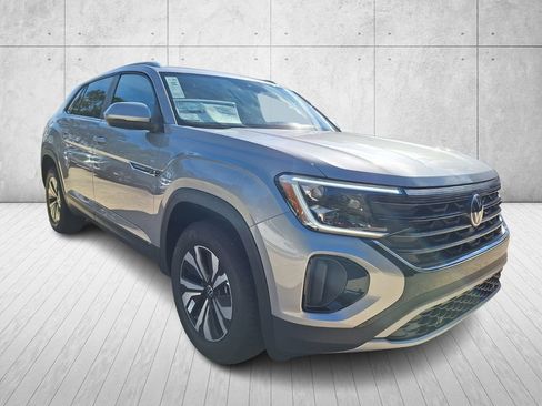 New 2026 Volkswagen Atlas Cross Sport SE image 7