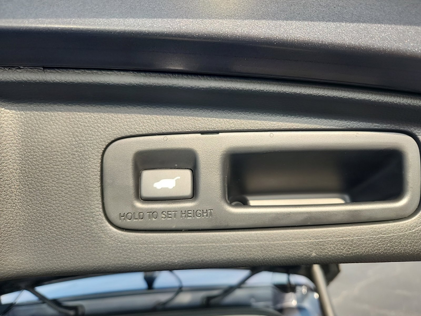 Used 2025 Honda CR-V EX-L image 33