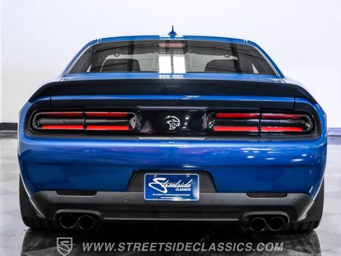 Used 2022 Dodge Challenger SRT Hellcat image 9
