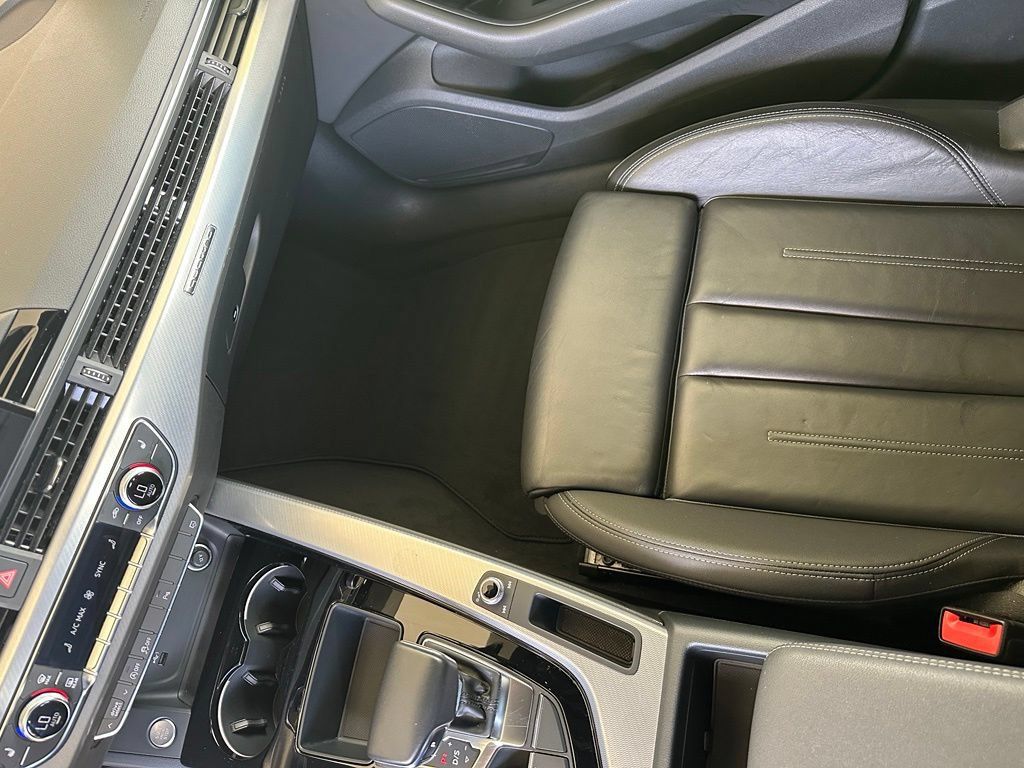 Used 2025 Audi A5 2.0T Premium Plus AWD/4WD image 24