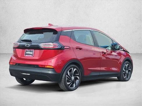 Certified 2023 Chevrolet Bolt LT w/ Infotainment Package FWD image 8