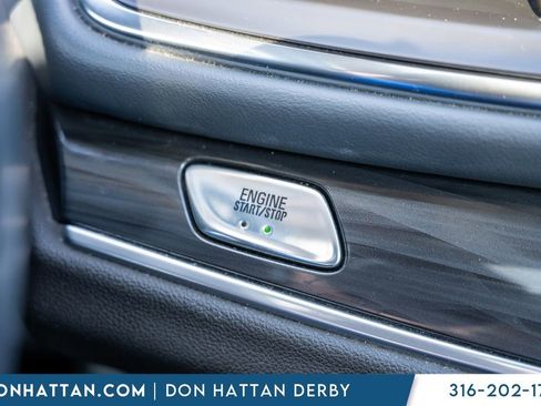 Used 2018 Buick Enclave Premium image 16