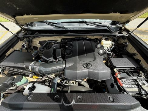 Used 2016 Toyota 4Runner TRD Pro AWD/4WD image 82