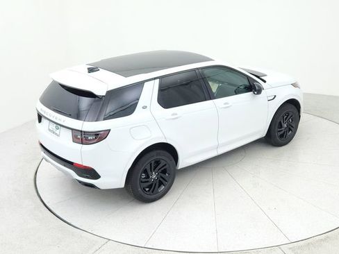 Used 2025 Land Rover Discovery Sport S image 14