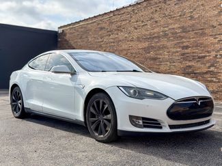 Used 2015 Tesla Model S 70 RWD video 1